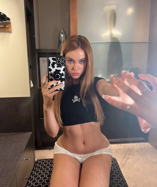 The woman of your dreams - Image 2